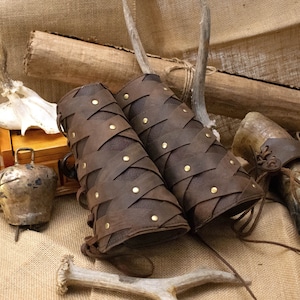 Woodland Leather cuffs, Medieval leather vambraces, Pair Bracers , Cosplay Bracers  festival gloves, Wasteland, steampunk, cosplay