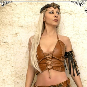 Shieldmaiden crop top, leather shirt halter, Lagertha warrior bodice, Leather bra top, Queen armor top, Norse halter, Cosplay, Burning Man