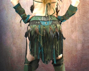 Elvish warrior skirt, green Fringed leather skirt, feathers elven battle skirt, Amazon festival, cosplay feathers skirt, gladiator skirt