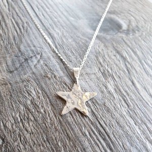 Sterling silver hammered star necklace 15mm