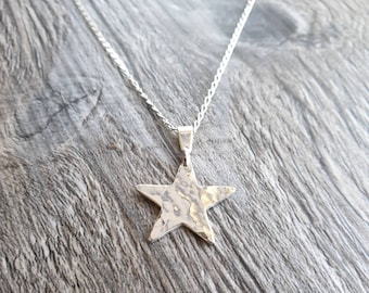 Sterling silver hammered star necklace 15mm