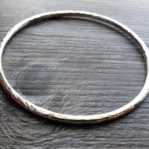 Silber-Armreif 3 mm, mit Hammerschlag-Optik aus massivem Sterlingsilber