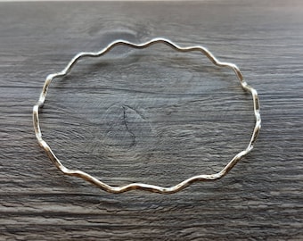 Sterling Silver Shiny High Policed Slip-on Stackable Bangle Bracelet 2mm Sterling Silver Shiny High Policed Slip-on Stackable Bangle Bracelet 2mm