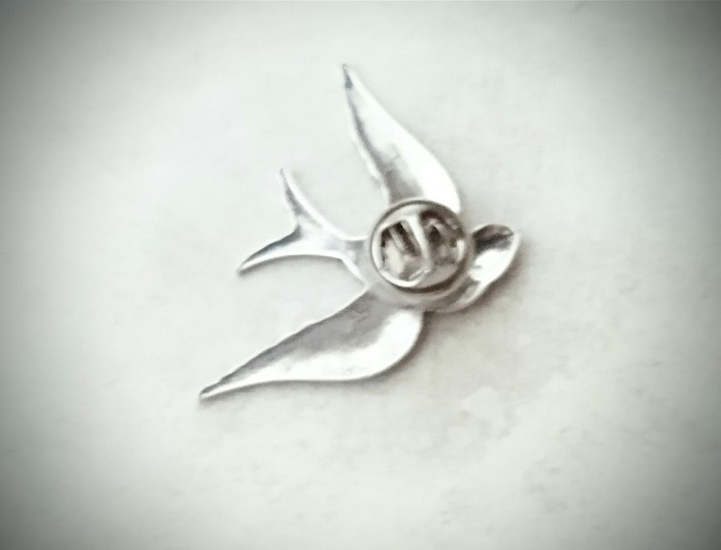 Silver Swallow Brooch Antique Silver Swallow Tie Tack Animal Brooch Silver Bird Lapel Pin Swallow Pin Silver Brooch Wedding Accessories