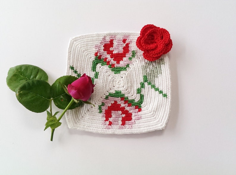 Tapestry crochet pattern coaster with roses by Atelier Sopra Etsy España