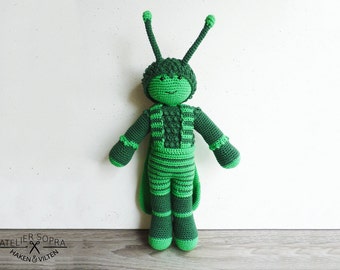 Amigurumi Pattern - Crochet Doll - PDF Tutorial - Mister Grasshopper by Atelier Sopra