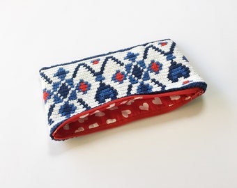 Tapestry crochet pattern hookcase / pencilcase  Delft Blue by Atelier Sopra