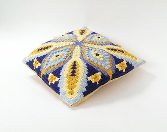 Tapestry crochet pattern pillow with Blue Diamonds by Atelier Sopra