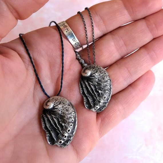 Ear pendant deals