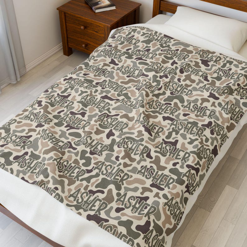 Personalized Duck Camo Throw, Cozy Camouflage Bedding, Soft Fleece Camping Blanket, Velveteen Plush Blanket, baby shower gift afbeelding 10