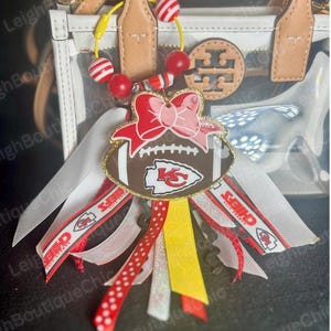 Kansas City Football Bag Tassel, Cheifs Fan Tassel Bag Charm, Personalized Glitter bag tag, Bogg Bag Accessories Gift, Luggage Backpack Tag