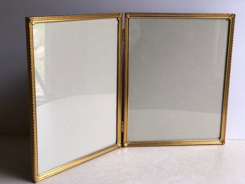 Double Hinge Brass Frame 8 X 10 Inch Vintage Metal Hinged Antique Photo W 2 In 1 Picture