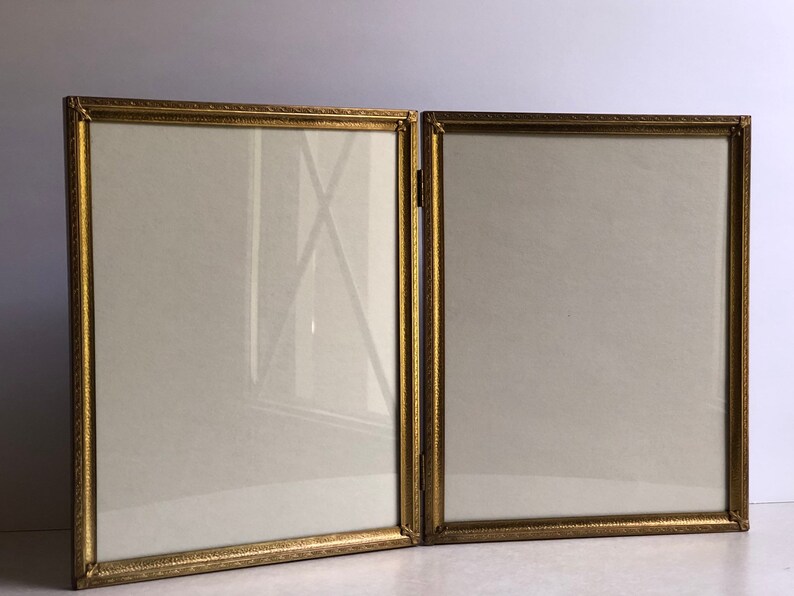 Double Hinge Brass Frame 8 X 10 Inch Vintage Metal Hinged Antique Photo W 2 In 1 Picture