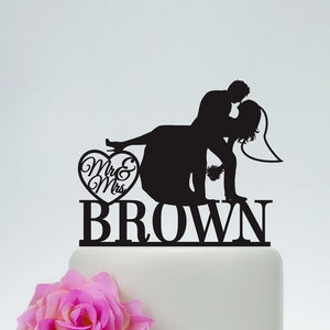 Groom Holding Bride Cake Topper,Wedding Cake Topper,Custom Cake Topper,Mr and Mrs Cake Topper With Last Name,Personalized Cake Topper C158