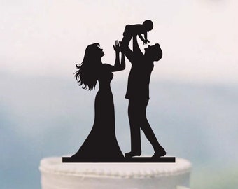 Family Cake Topper,Custom Wedding Cake Topper,Bride and Groom holding baby Cake Topper,Personalized Cake Topper, Couple with baby P173
