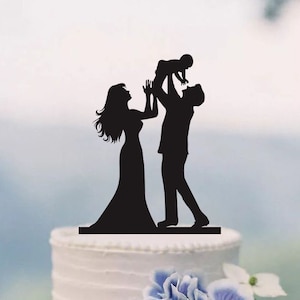 Family Cake Topper,Custom Wedding Cake Topper,Bride and Groom holding baby Cake Topper,Personalized Cake Topper, Couple with baby P173