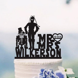 Star Wars Wedding Cake Topper, R2D2 and C3PO Cake Topper, Mr And Mrs Couple Cake Topper, Bride And Groom Cake Topper C368