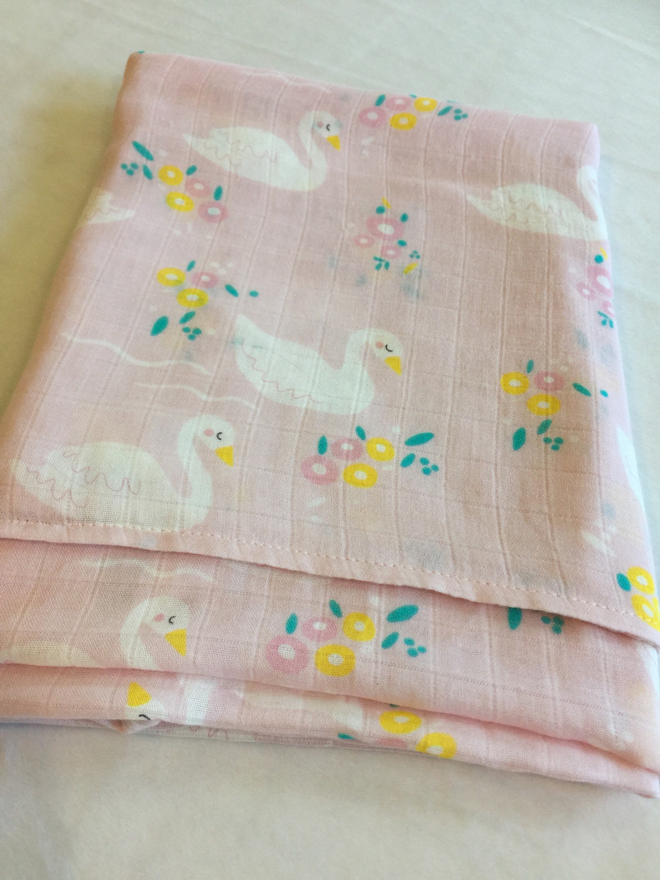 Lovely Swan Double gauze swaddle, Muslin swaddle blanket, newborn