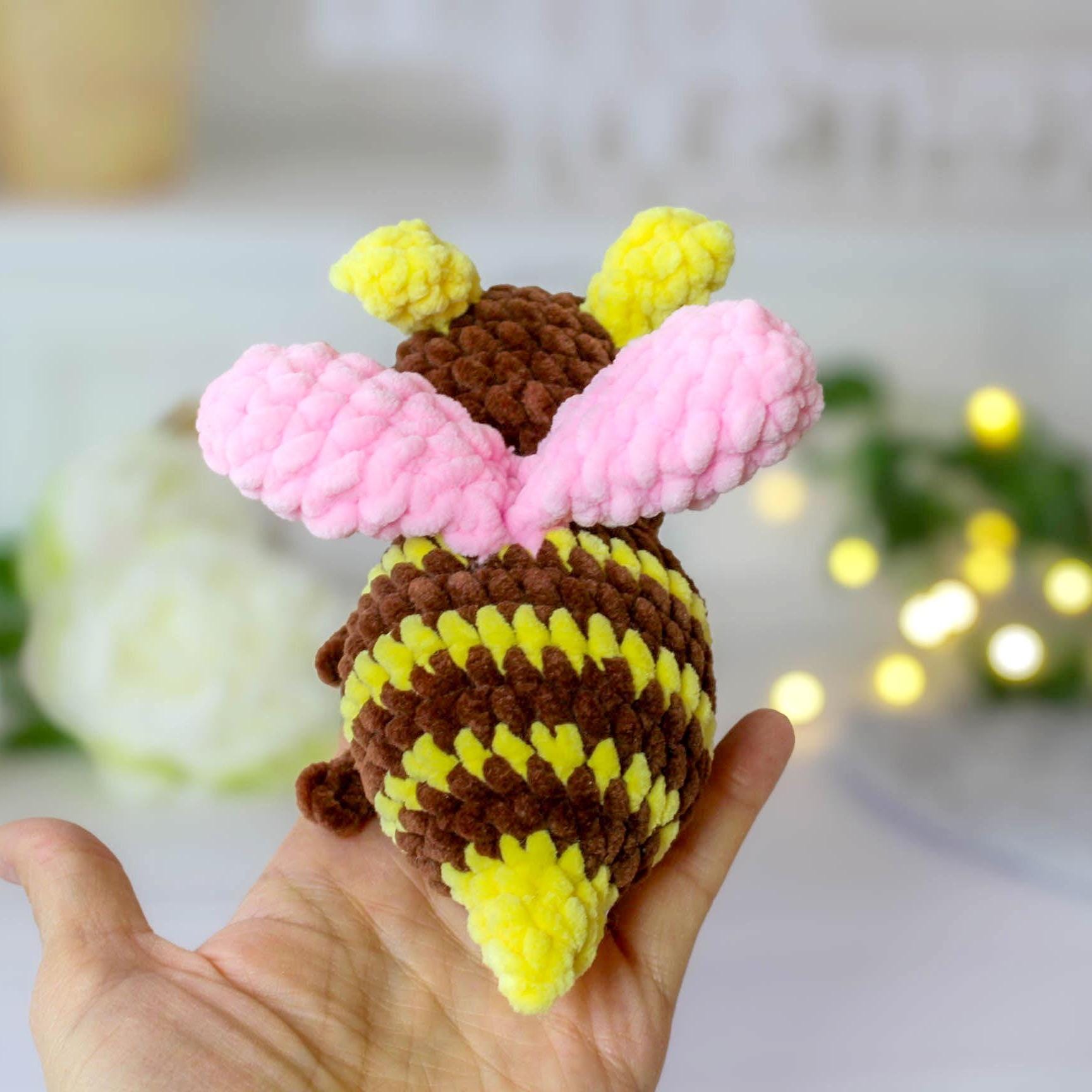DIY Amigurumi Bumblebee Crochet Pattern, Kawaii Plushies Bee Decor - Etsy