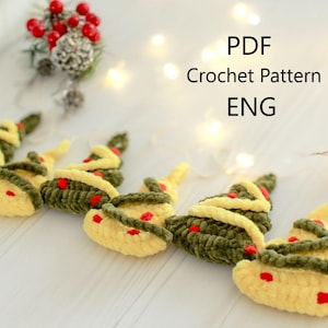 Plush Crochet Christmas Tree Garland Pattern | Amigurumi Holiday Decoration PDF | Cute Tree Ornaments for New Year Room or Mantel Decor