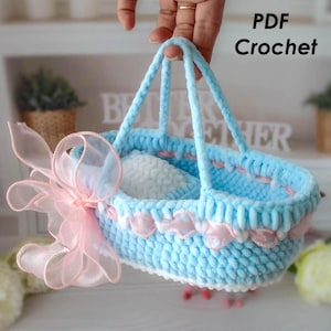 Patrón de cuna de crochet para muñecas – Cuna de amigurumi sin costuras – Cama de peluche de crochet para muñecas de 18 cm