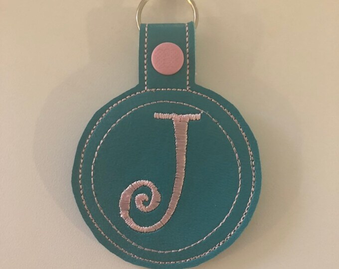 Circle Blank Snap Tab Embroidery Design