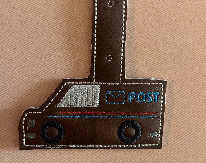 MailTruck Snap tab and Eyelet In The Hoop Embroidery Design