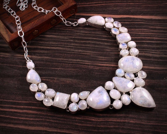 OVAL PEARL BRACELET W/NATURAL STONE CHOCOLATE BROWN OVAL PEARL BRACELET W/NATURAL STONE CHOCOLATE BROWN