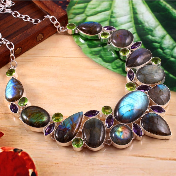 Naturel Flashy Labradorite Péridot Améthyste Gemstone 925 Argent plaqué Collier, Collier Designer, énorme collier, Collier Bavoir