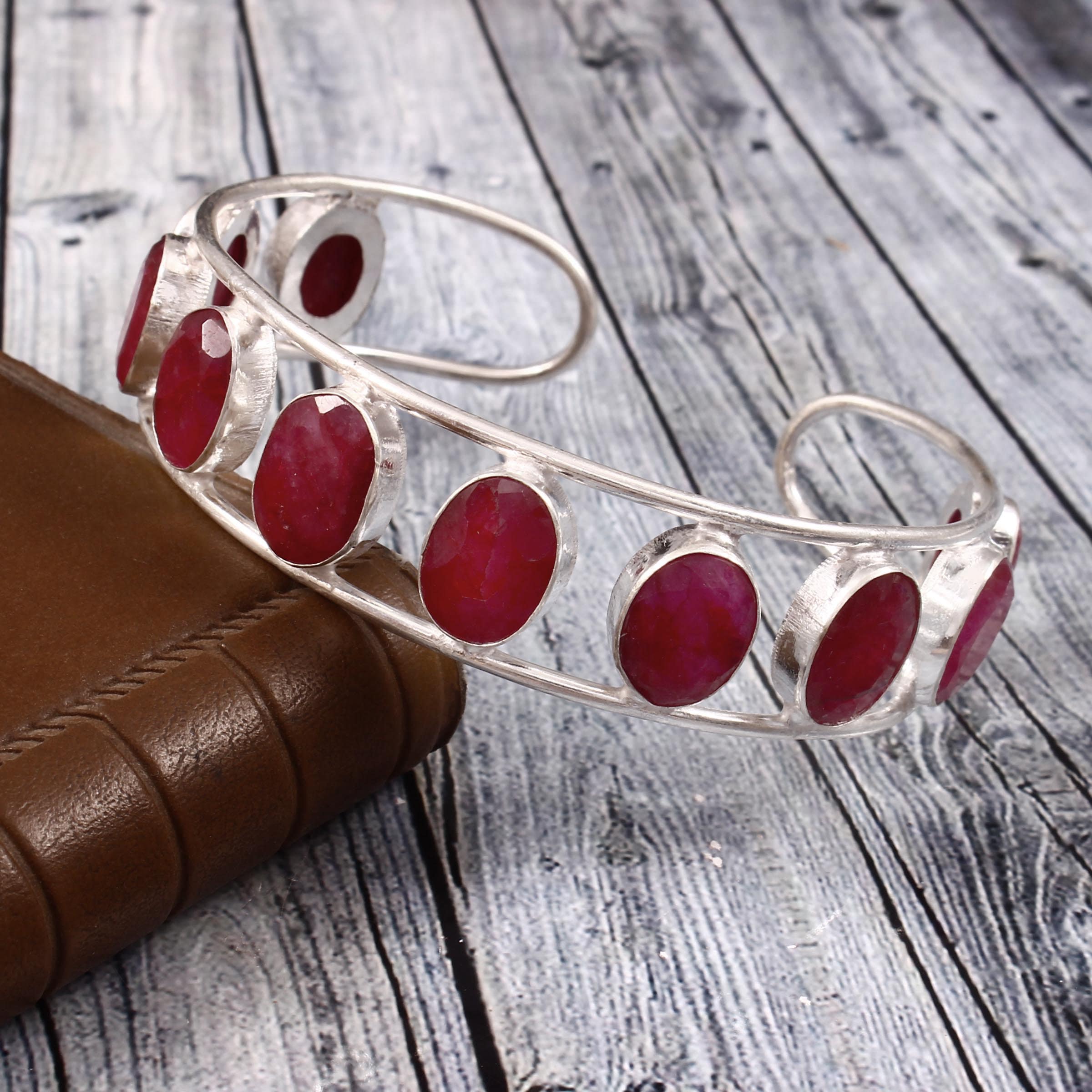 JPG RUBIS ビンテージ バングル 1930 Ruby Bracelet - Etsy