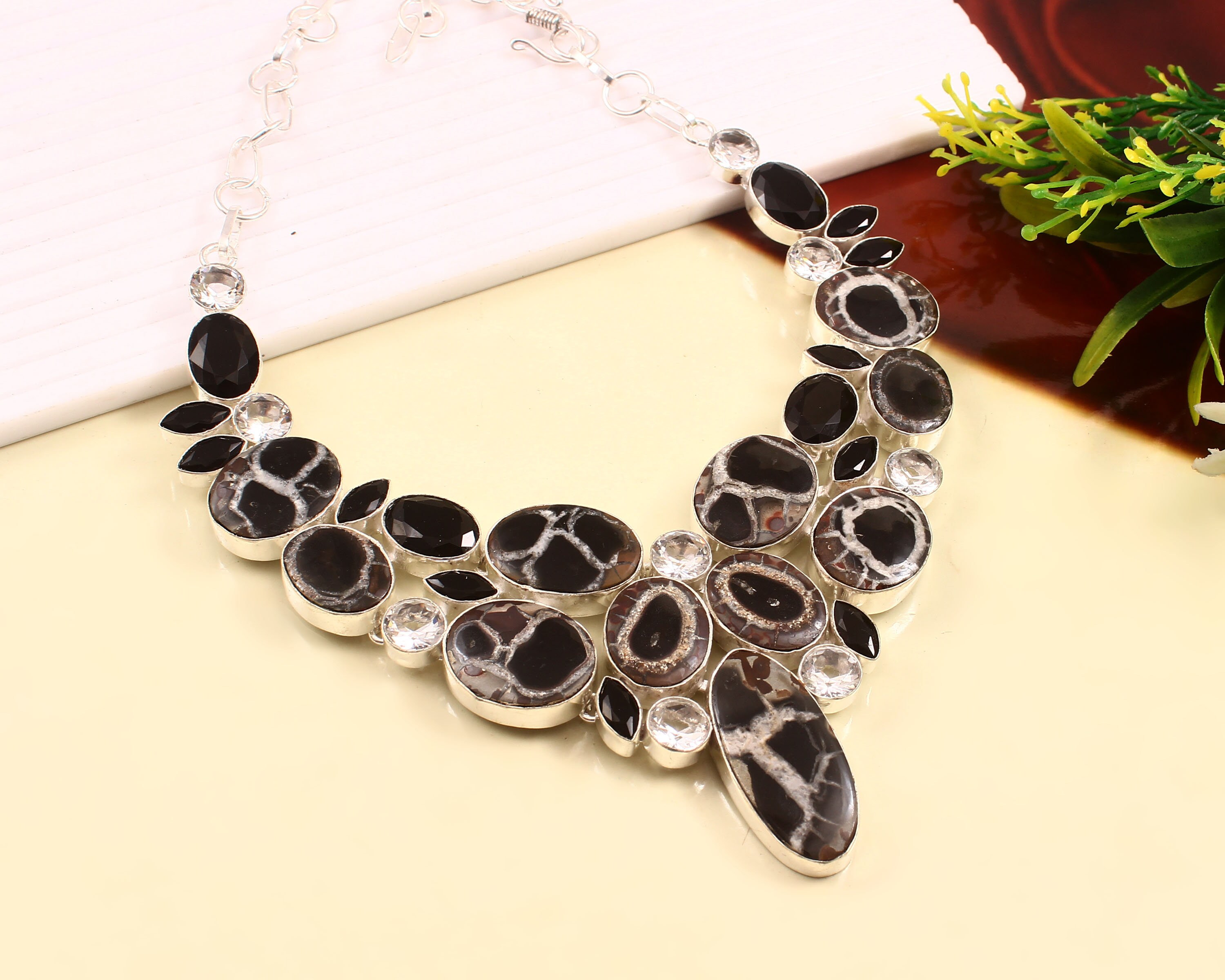 Echter Schwarzer Septarischer Weißer Topas Schwarzer Onyx 925 Silber Überzogene Halskette, Septarischer Edelstein Schmuck Halskette