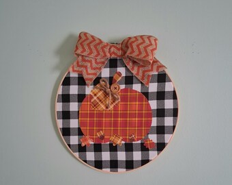 Fall Pumpkin Wall Hanging, Fall Home Decor, Black and White Buffalo Plaid Wall Hanging