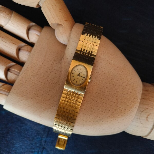 Tissot dress watch, ladies mechanical watch, working, vgc, gold plated 1990s VS