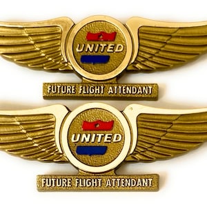 Vintage UNITED AIRLINES 1970&#39;s Future Stewardess Kiddie Wing Pin