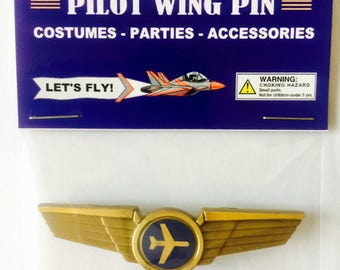 Kids Airplane Airline Pilot Wing Pin Plastic Badge Party Favor New in Package