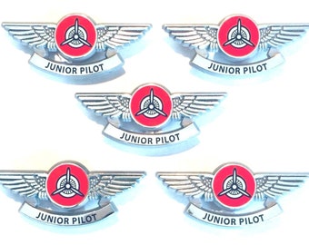 5 Kids Airplane Propeller Pilot Wing Pins Plastic Badges Party Favors