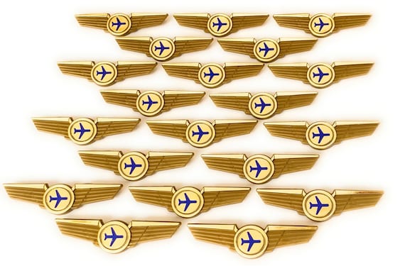 Kids Airplane Airlines Pilot Wings Gold Plastic Pins Pinbacks