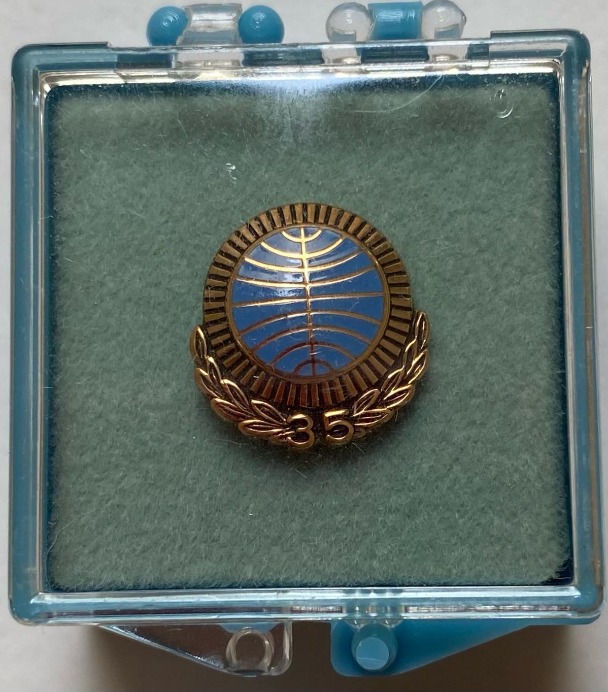 Vintage PAN AM AIRLINES 35 Year Service Pin + Junior Clipper