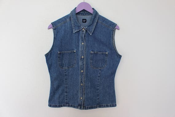 gap sleeveless jacket