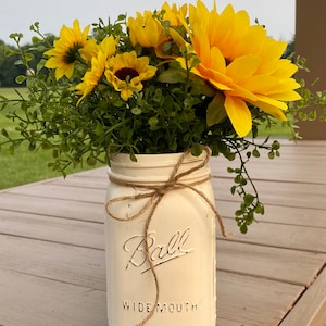 boxwood sunflower decor, mason jar boxwood decor, mason jar rustic centerpiece, farmhouse decor, coffee table decor, mantle decor