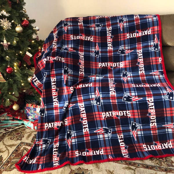 New England Patriots fleece blanket, soft fleece blanket, Patriots fan gift, oversized blanket