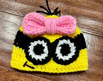 Despicable Me Minion crocheted hat, photo prop, baby shower gift, Halloween minion hat, girl minion hat, custom made hat, costume hat