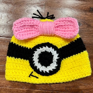 Despicable Me Minion crocheted hat, photo prop, baby shower gift, Halloween minion hat, girl minion hat, custom made hat, costume hat