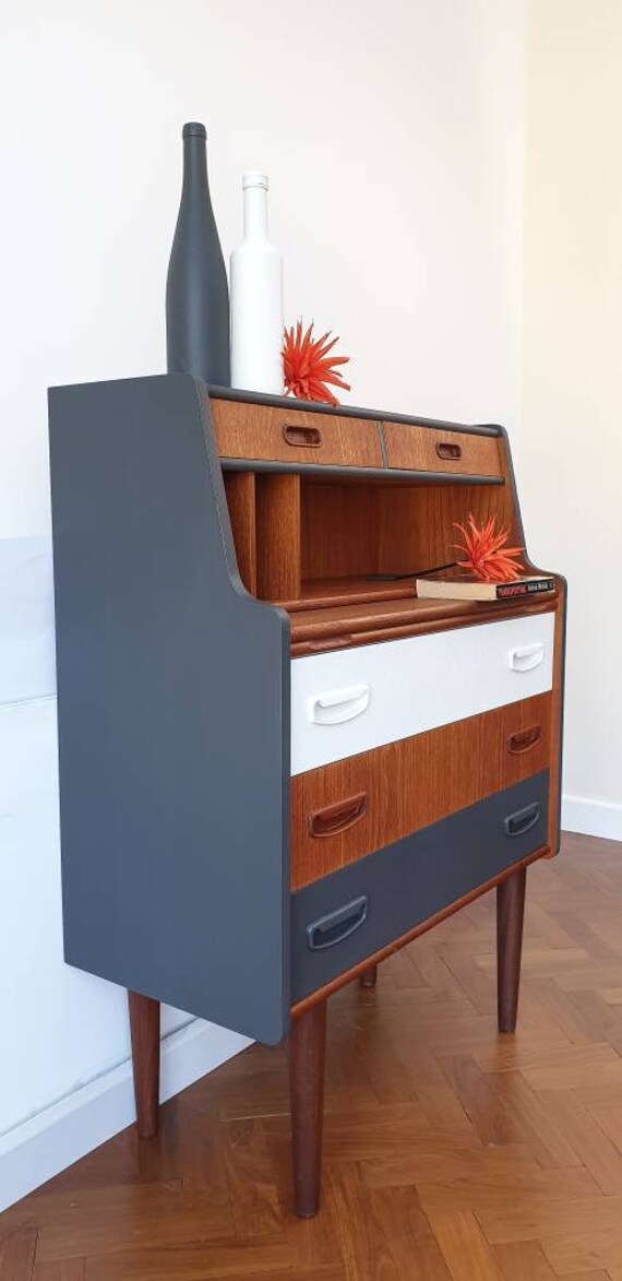 Sold Retro Mid Century Modern Bureau Writing Desk Mid Century Modern Bureau Writing Desk
