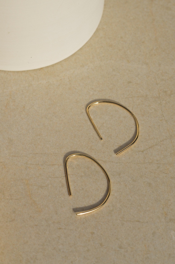 Golden thread earrings new arrivals