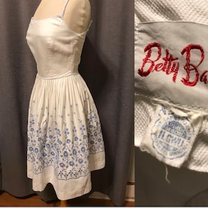 Early 60s “Betty Barclay” White Waffle Cotton Summer Dress with Cornflower Blue Embroidered Eyelet Border, Double Straps - XS/Small Petite