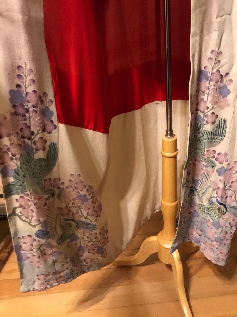 Mid-Century Japanese Kimono Robe done in gorgeous Greyish-Taupe Silk/Rayon Crepe, lined in Red Pongee Raw Silk Decorated with Cranes image 7