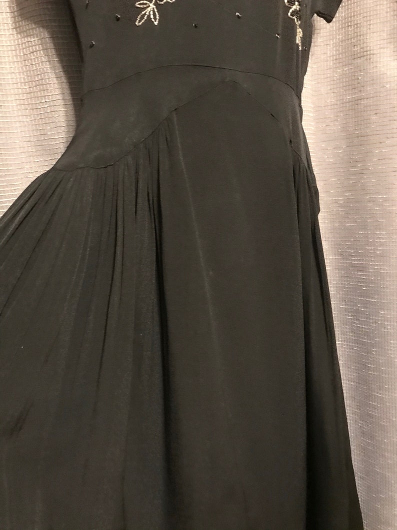 Beautiful Full Skirted 40s Black Rayon Crepe Gown with Floral Beadwork Bodice, Neck and Side Zips, Cap Sleeves, Shoulder Pads - Small image 7