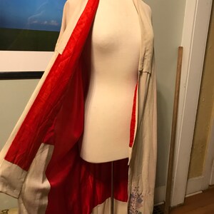 Mid-Century Japanese Kimono Robe done in gorgeous Greyish-Taupe Silk/Rayon Crepe, lined in Red Pongee Raw Silk Decorated with Cranes image 5