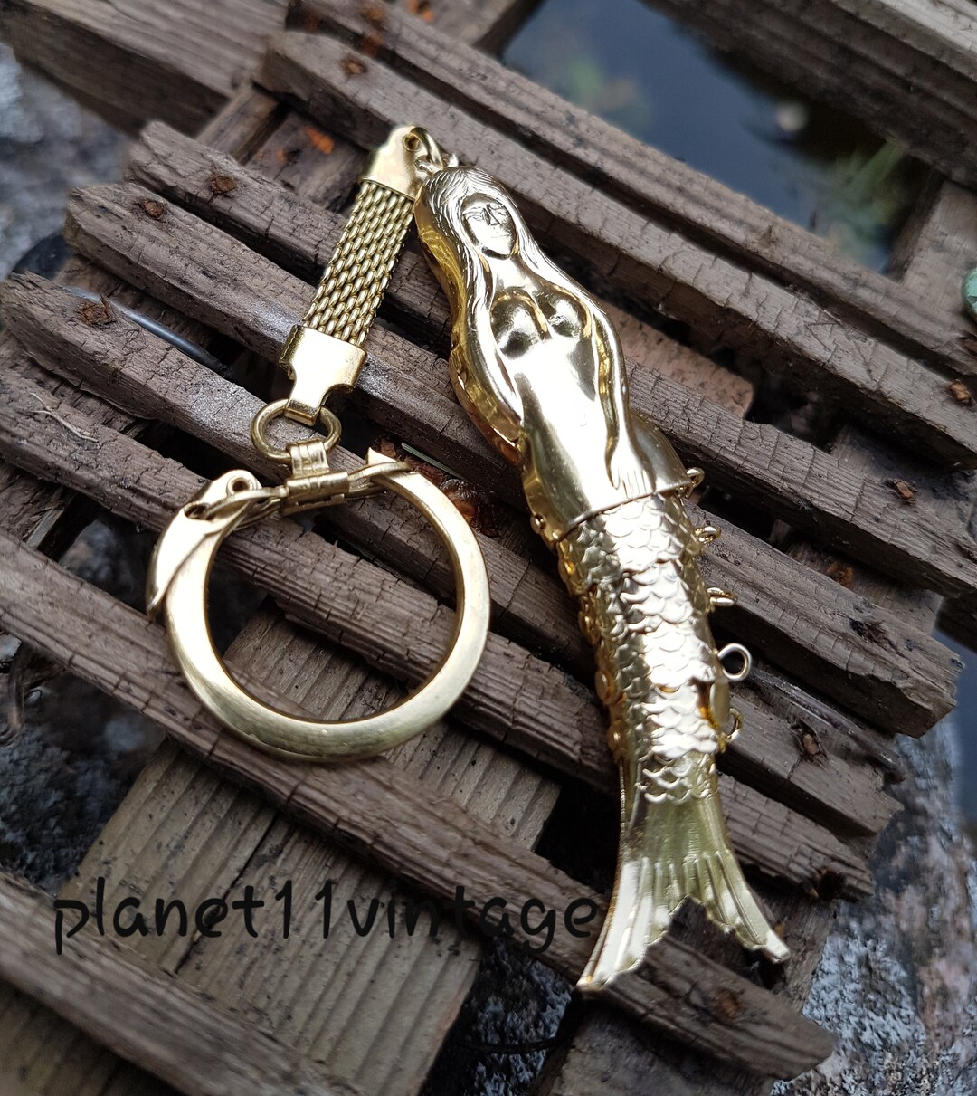 Mesh Keychain Vintage NOS 70's Gold Tone Articulated Aluminum Mermaid Keychain ...